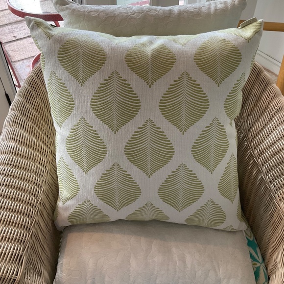 D.V. Kap Elegant 18x18 Green Embroidered Accent Pillow - Picture 4 of 5